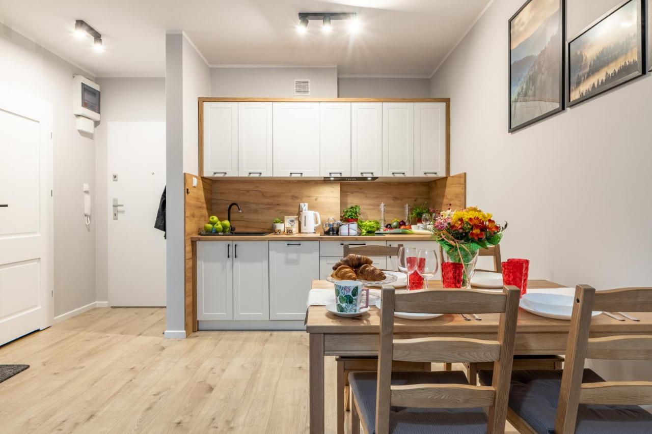 Apartament Sloneczny Poranek Устрики-Долішні Екстер'єр фото
